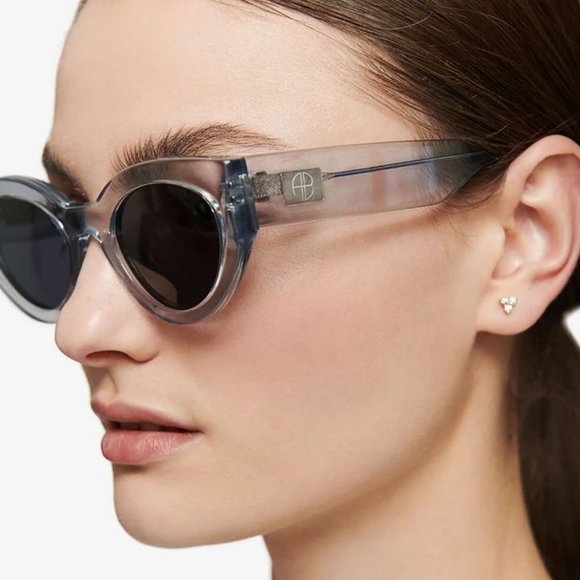 Stylish Gray Sunglasses main image 9